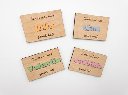 Personalisiertes Magnet-Set für Kinderzeichnungen (3er-Set) – Holzmagnet "Schau mal, was..." für kleine Künstler