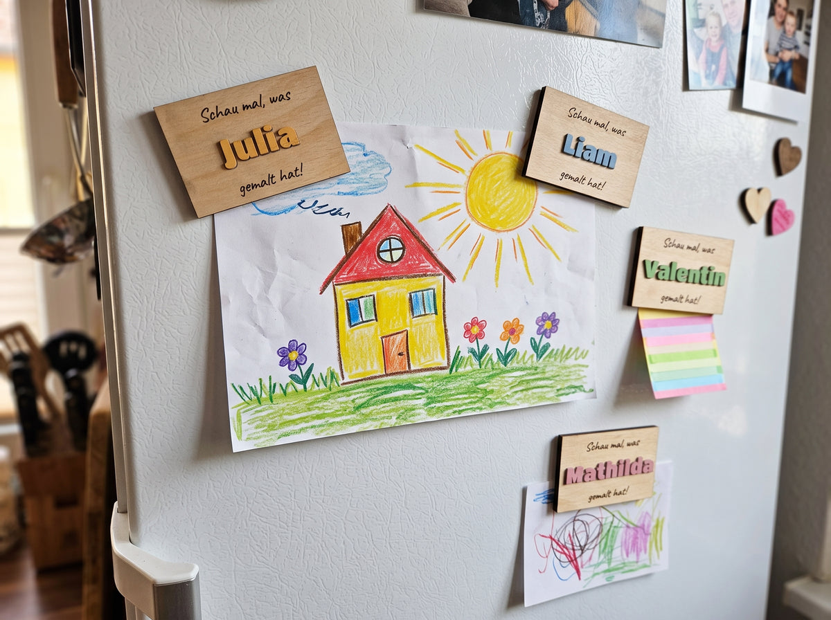Personalisiertes Magnet-Set für Kinderzeichnungen (3er-Set) – Holzmagnet "Schau mal, was..." für kleine Künstler